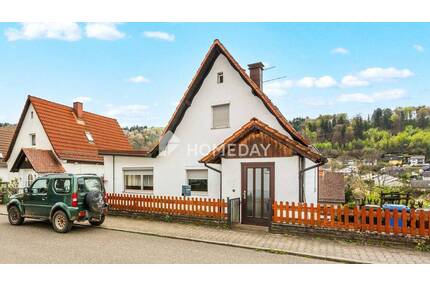 Charmantes Einfamilienhaus mit 5 Zimmern, Garage und sofortiger Verfügbarkeit - Waldfischbach-Burgalben