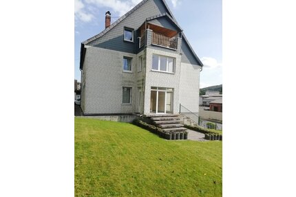 Eschershausen, 3 Familienhaus - 200.000,00&nbsp;EUR Kaufpreis, ca.&nbsp; 323,00&nbsp;m&sup2;&nbsp;Wohnfl&auml;che in Eschershausen (PLZ: 37632)