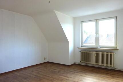 3 ZKB Dachgeschosswohnung im Herzen von Bremerhaven