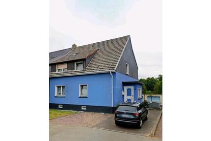 Doppelhaushälfte mit 2 Wohneinheiten, 2 Garagen, Vollkeller - Herten