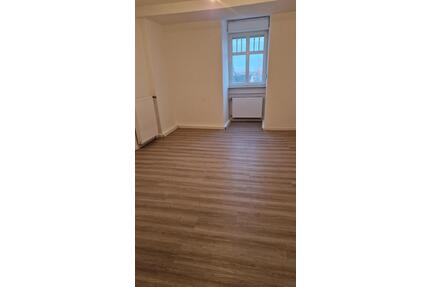 Große 5-Zimmer-Dachgeschosswohnung im Stadtkern - Luckenwalde