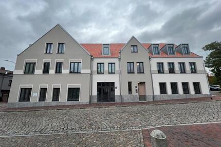 Exkl. 2-Zi. Dachgeschosswohnung direkt in der Innenstadt - Neustadt in Holstein