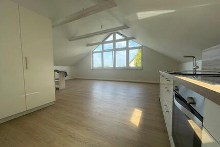 Großzügige 3 ZKB-Wohnung in Weiden Rehbühl zu vermieten - Weiden in der Oberpfalz