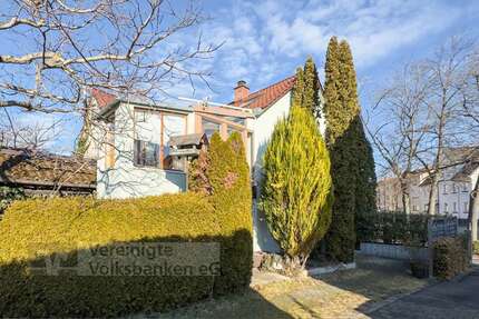 Haus zum Kaufen in Pfullingen 325.000,00 € 170.15 m²