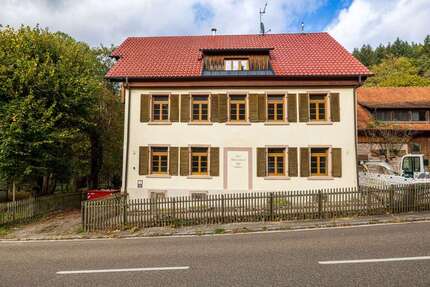 Haus zum Kaufen in Baden-Baden 1.190.000,00 € 600 m²