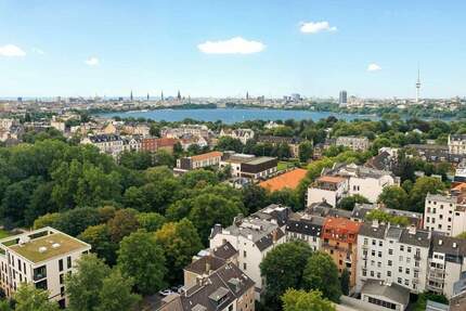 Investitionsmöglichkeit in Uhlenhorst: MFH mit Option zur Flächenerweiterung auf ca. 520 m². - Hamburg