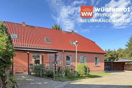 Haus zum Kaufen in Anklam 320.000,00 € 356 m²