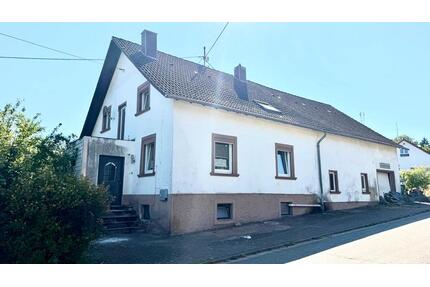 Provisionsfreies Einfamilienhaus mit Ausbaupotenzial in Losheim - Losheim am See