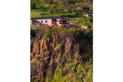 Traumhaus auf Madeira Inseln! - 750.000,00&nbsp;EUR Kaufpreis, ca.&nbsp; 160,00&nbsp;m&sup2; in Rostock (PLZ: 18106) Evershagen