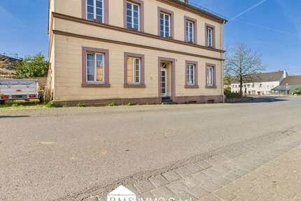 Haus zum Kaufen in Oberkail 169.000,00 € 201 m²
