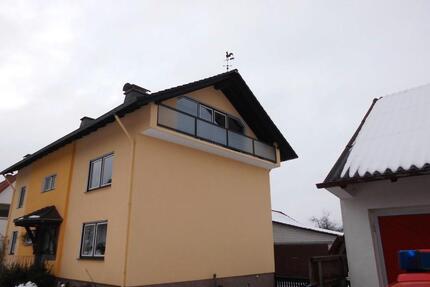Haus zu vermieten - 1.100,00&nbsp;EUR Kaltmiete, ca.&nbsp; 258,00&nbsp;m&sup2; in Bad Sooden-Allendorf (PLZ: 37242)