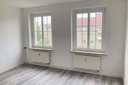 Wohnung zum Mieten in Dessau-Roßlau 354,00 € 58.99 m²