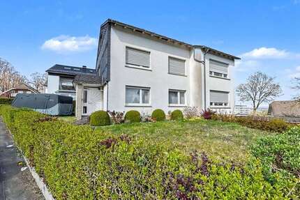 Haus zum Kaufen in Brilon 249.000,00 € 187 m²