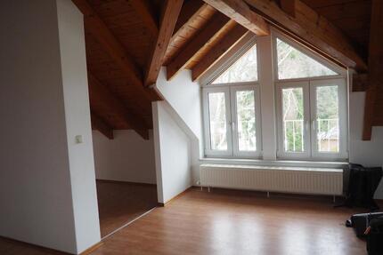 Dachgeschosswohnung in Dorfen - 520,00&nbsp;EUR Kaltmiete, ca.&nbsp; 48,00&nbsp;m&sup2; in Dorfen (PLZ: 84405)