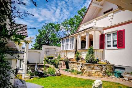 Haus zum Kaufen in Neuburg an der Donau 629.000,00 € 230.1 m²