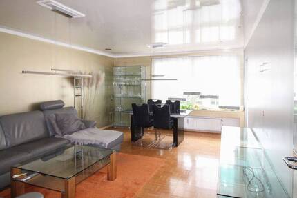 Sehr gepflegte Wohnung mit eigener Garage - Isernhagen Altwarmbüchen