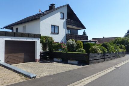 Haus im Haus! Ebenerdige, sehr hochwertige 4-Zimmer-Eigentumswohnung in 97502 Euerbach-Obbach (ID 3859)