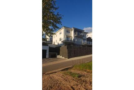 möblierte 2 Zimmer Wohnung mit Balkon in Merzig !