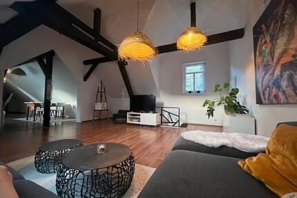 Wohnen in idyllischer Lage - 1.200,00&nbsp;EUR Kaltmiete, ca.&nbsp; 95,00&nbsp;m&sup2; in Marburg (PLZ: 35037)