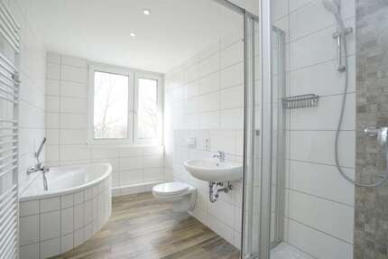 Wohnung zum Mieten in Chemnitz 817,60 € 116.8 m²