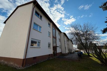 3 Zimmerwohnung - 900,00&nbsp;EUR Kaltmiete, ca.&nbsp; 70,00&nbsp;m&sup2; in Bisingen (PLZ: 72406)