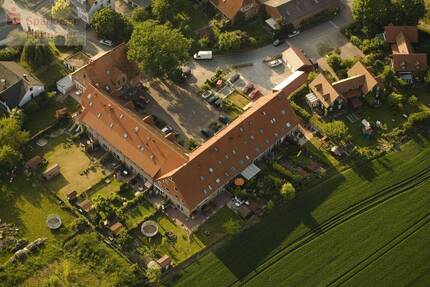 Wohnen in idyllischer Lage - 285.000,00&nbsp;EUR Kaufpreis, ca.&nbsp; 129,00&nbsp;m&sup2;&nbsp;Wohnfl&auml;che in Seelze (PLZ: 30926) Lathwehren