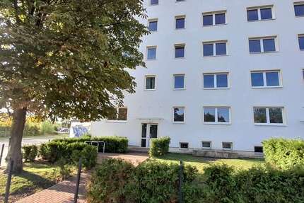 Wohnung zum Mieten in Halle 418,00 € 57 m²