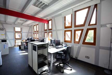 Büro in Sindelfingen 799,00 € 30 m²
