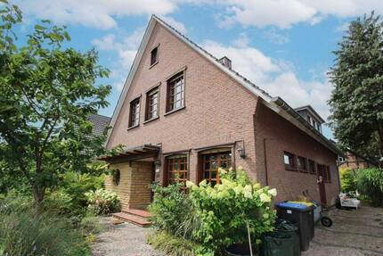 Handwerker aufgepasst! Großes Einfamilienhaus mit Nebengebäude und 800 m² Grundstück - Geeste Osterbrock