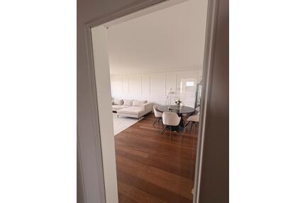 Hochwertige 3 Zimmer Wohnung direkt am Luitpoldpark in Schwabing - München Schwabing-Freimann