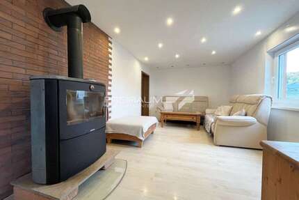 Haus zum Kaufen in Netphen Irmgarteichen 199.000,00 € 211 m² - Netphen / Irmgarteichen