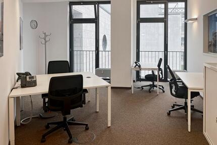 Privater Büroraum für 5 Person in REGUS Königstraße - Stuttgart