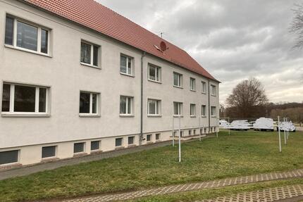 3 Raumwohnung in Frohburg OT Streitwald mit Stellplatz u. Garage