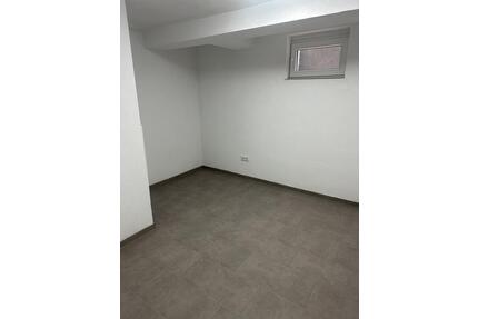 Einliegerwohnung zur vermieten - 850,00&nbsp;EUR Kaltmiete, ca.&nbsp; 68,00&nbsp;m&sup2; in Höchberg (PLZ: 97204)
