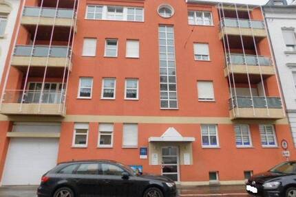 Gesucht, gefunden, gekauft -gut geschnittene Dachgeschosswohnung in ruhiger Seitenstr. im Stadtzentrum von Trier