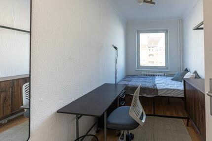 Zimmer in 3er-WG in Berlin-Moabit – neu möbliert