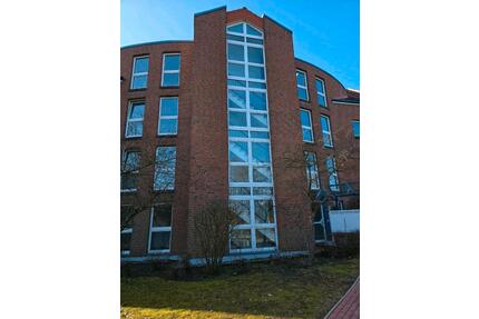 Eigentumswohnung. 3 Zimmer.Fahrstuhl.OhneMakler. Tel.015229576707 - Pinneberg