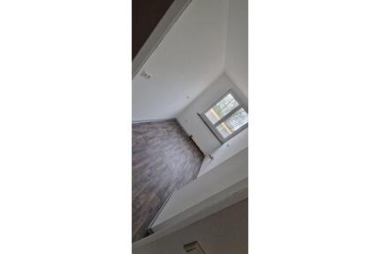 Moderne, Wunderschöne, Renovierte, geschnittene Wohnungen von 25 bis 71,5 qm in Remptendorf zu vermieten. Hier lässt es sich leben! - Wurzbach