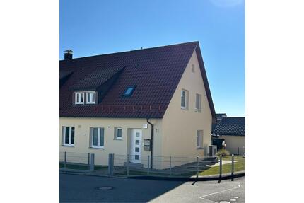 Neuwertige 2- Zimmerwohnung mit Küche in Biberach zu vermieten - Biberach an der Riß