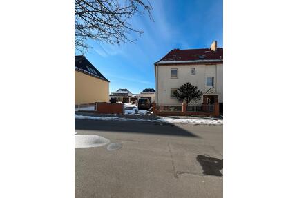 Doppelhaushälfte zu vermieten - 1.100,00&nbsp;EUR Kaltmiete, ca.&nbsp; 105,00&nbsp;m&sup2; in Senftenberg (PLZ: 01968)