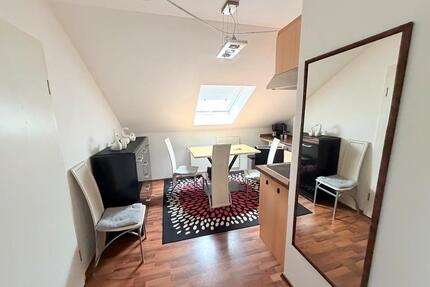 2-Zimmer-Dachgeschosswohnung - 580,00&nbsp;EUR Kaltmiete, ca.&nbsp; 50,00&nbsp;m&sup2; in Bodenwöhr (PLZ: 92439)