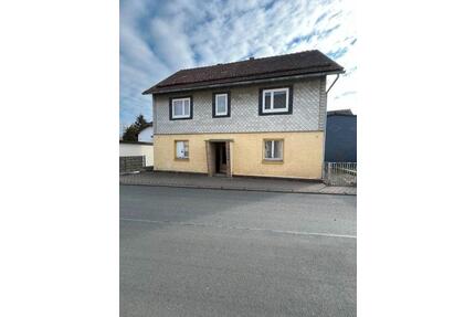 Renovierungsbedürftiges Einfamilienhaus mit Potential - Föritztal
