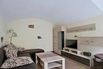 (EF0498_M) Dresden: HellerauWilschdorf, 2-Zimmer-Wohnung mit separatem Hauseingang und Terrasse in einem 3-Seiten-Hof