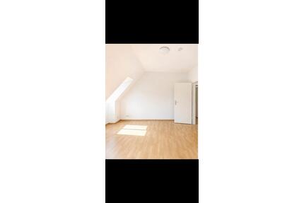 2 Zimmer 65qm DG zu verkaufen - von Privat - Neustadt am Rübenberge