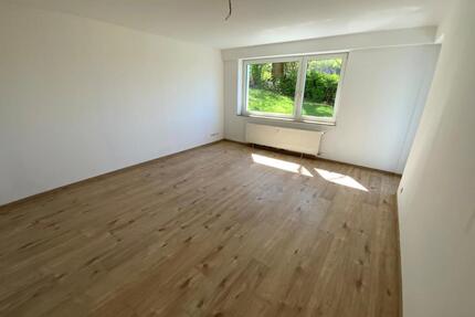 bezugsfertig: helle 1-Zimmer-Wohnung mit Balkon in Plettenberg