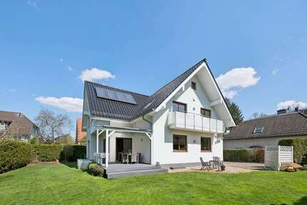 Haus zum Kaufen in Berlin 1.895.000,00 € 207 m²