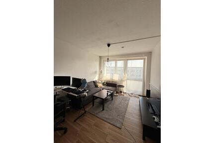 2-Zimmer-Wohung mit Balkon in Erfurt- ideal für Studenten o. Paar