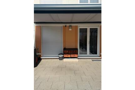 Gehobenes Reihenmittelhaus in Adelsdorf -5 Zimmer - 137 m2