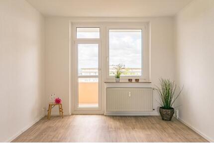 NEU saniert - 3-Zimmer-Wohnung - Balkon - Aufzug - Chemnitz Adelsberg