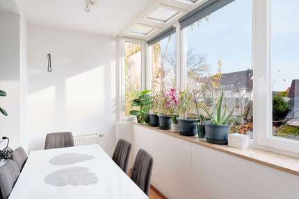 Wohnung zum Kaufen in Stuttgart 259.000,00 € 64.85 m²
